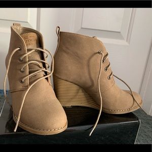 Wedge ankle booties